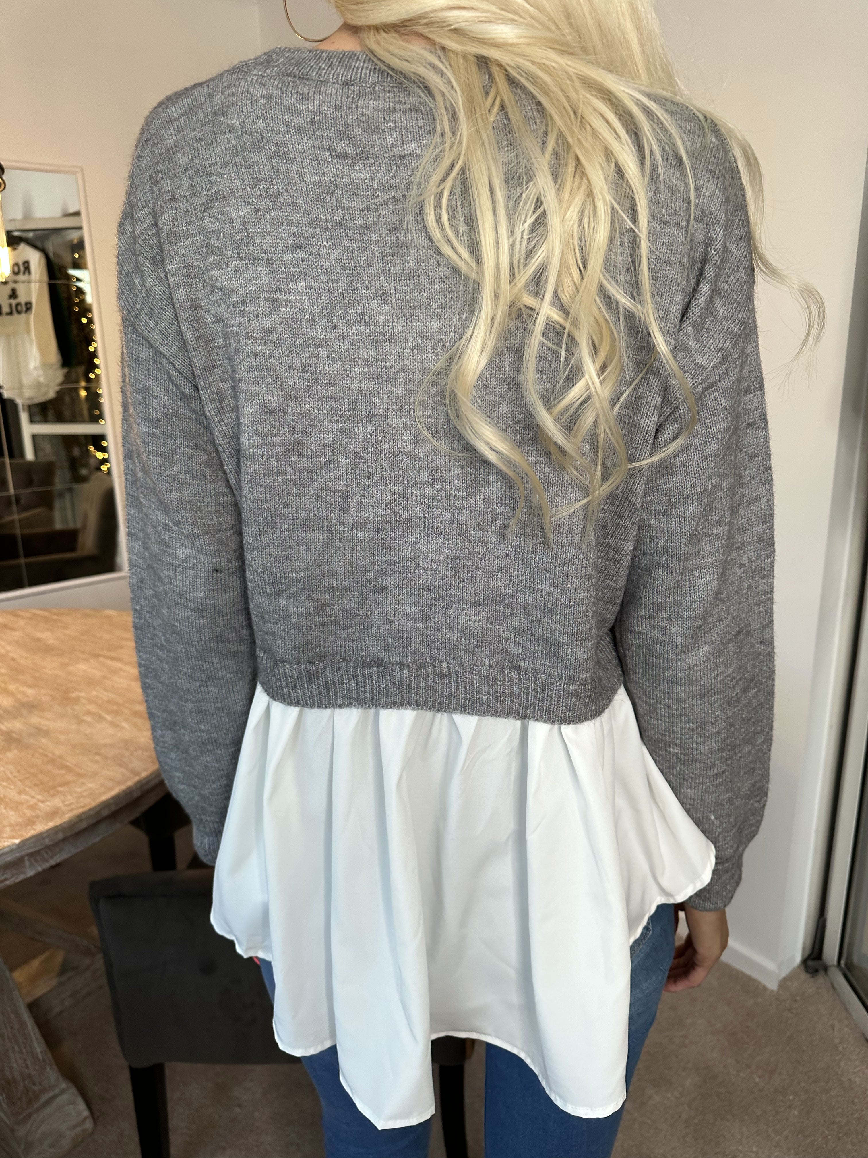 Rock N Roll - Stickad blus med insydd skjorta